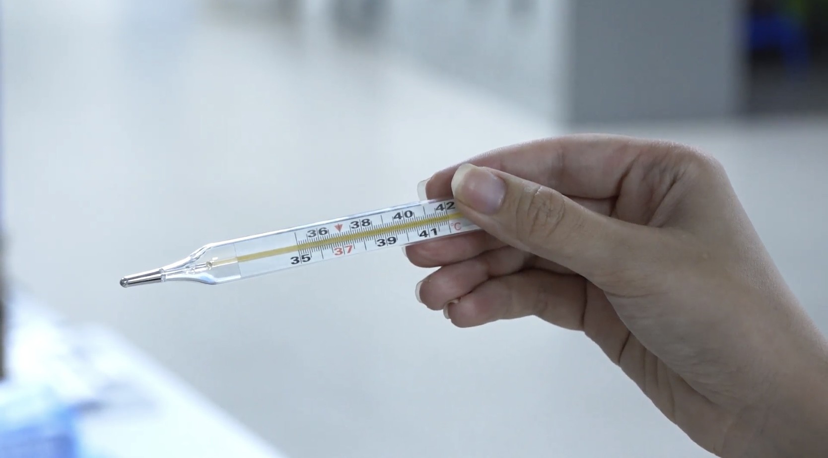 Cảnh báo nguy hiểm nhiễm độc thủy ngân từ vật dụng quen thuộc ở mọi nhà Cảnh báo nguy hiểm nhiễm độc thủy ngân từ vật dụng quen thuộc ở mọi nhà