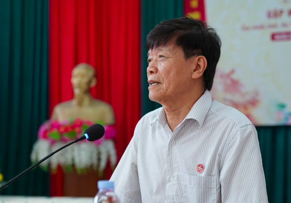 Phòng khám St. Paul thực hiện chương trình \'Ghi công ơn - đáp nghĩa tình\'