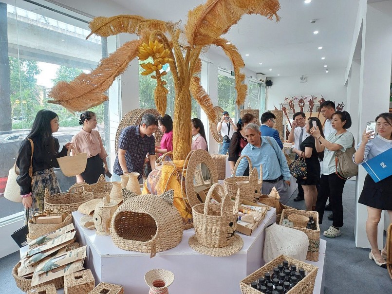 Hà Nội quảng bá các sản phẩm thủ công mỹ nghệ, OCOP, công nghiệp nông thôn tiêu biểu năm 2024