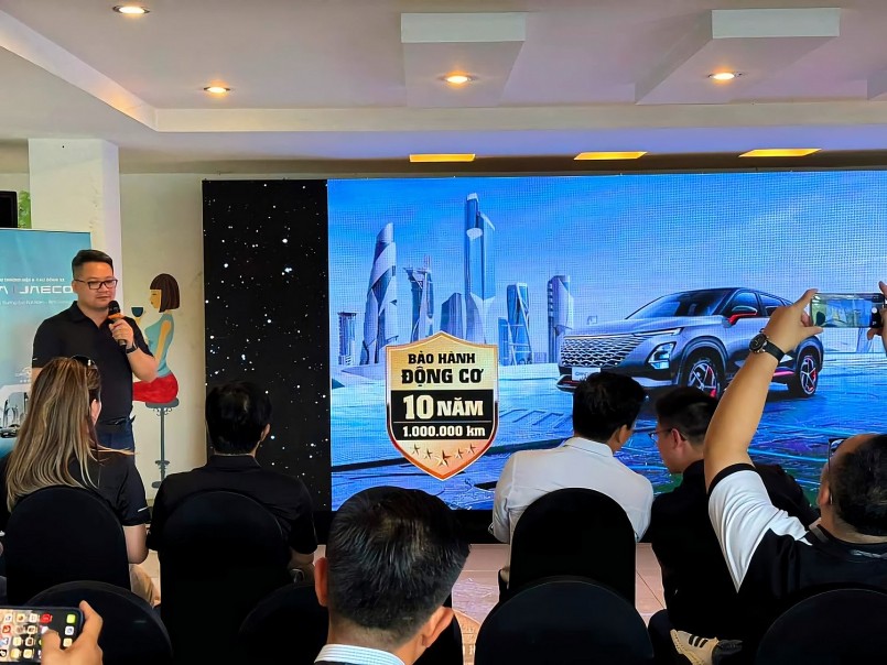 Mẫu ô tô OMODA C5 sắp ra mắt có chính sách bảo hành động cơ 1.000.000 km/ 10 năm Mẫu ô tô OMODA C5 sắp ra mắt có chính sách bảo hành động cơ 1.000.000 km/ 10 năm