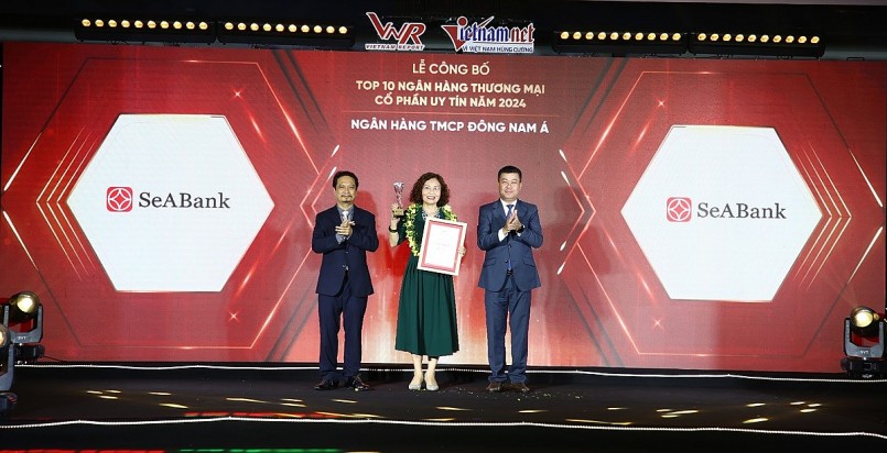 SeABank được vinh danh Top 50 Công ty đại chúng uy tín và hiệu quả SeABank được vinh danh Top 50 Công ty đại chúng uy tín và hiệu quả