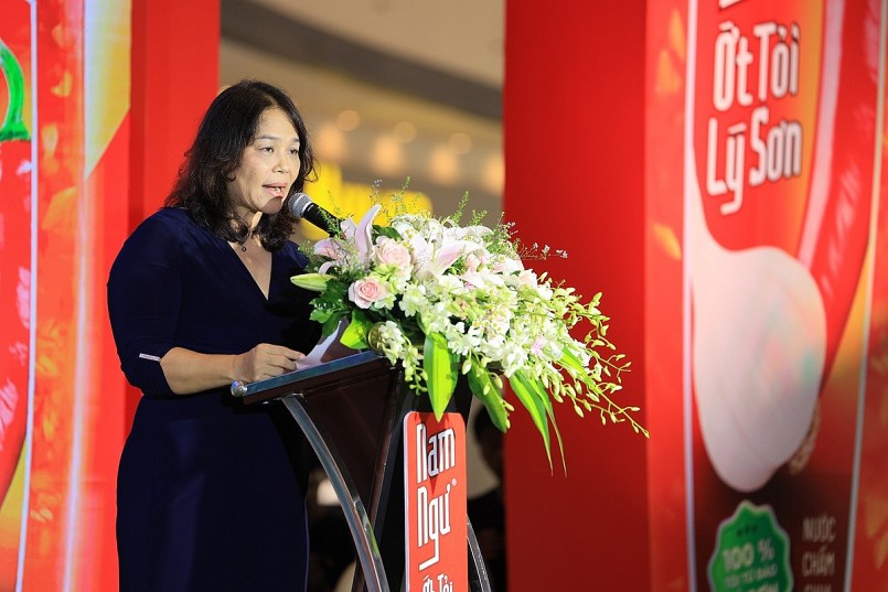 Bà Lê Thị Nga - đại diện Công ty Cổ phần Hàng tiêu dùng Masan phát biểu tại buổi lễ Bà Lê Thị Nga - đại diện Công ty Cổ phần Hàng tiêu dùng Masan phát biểu tại buổi lễ