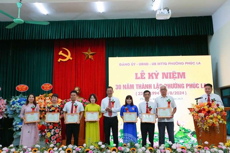 30 năm xây dựng và phát triển, phường Phúc La khẳng định là lá cờ đầu của quận Hà Đông