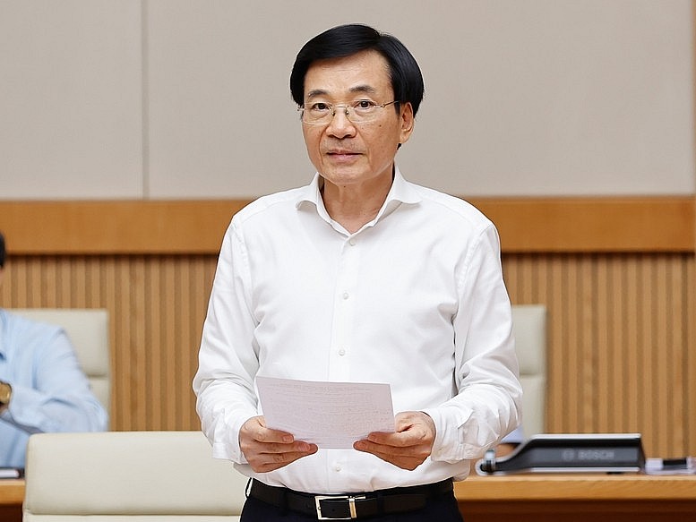 Bộ trưởng, Chủ nhiệm Văn phòng Chính phủ Trần Văn Sơn phát biểu tại phiên họp - Ảnh: VGP/Nhật Bắc Bộ trưởng, Chủ nhiệm Văn phòng Chính phủ Trần Văn Sơn phát biểu tại phiên họp - Ảnh: VGP/Nhật Bắc