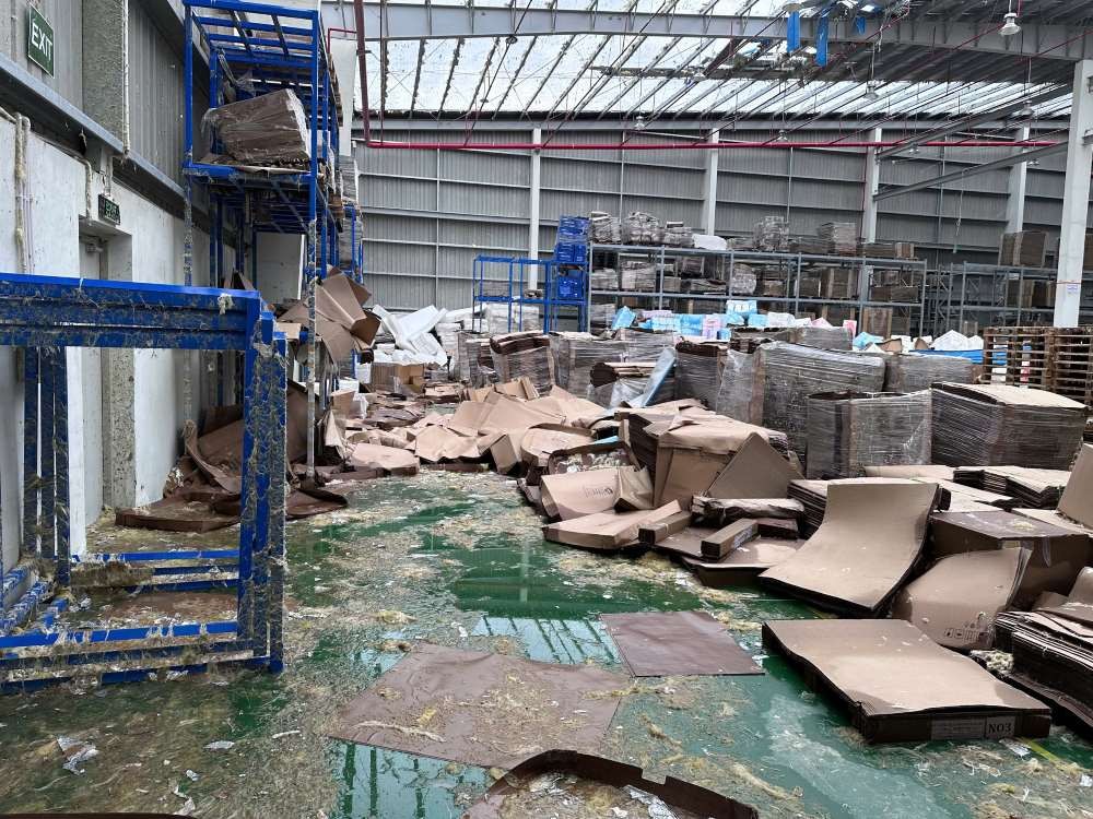 Ngành bảo hiểm kiến nghị khách hàng nhanh chóng thông báo thiệt hại, chuẩn bị các tài liệu liên quan và phối hợp giám định để được bồi thường đầy đủ nhất. Ngành bảo hiểm kiến nghị khách hàng nhanh chóng thông báo thiệt hại, chuẩn bị các tài liệu liên quan và phối hợp giám định để được bồi thường đầy đủ nhất.