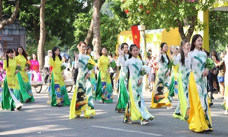 Festival Thu Hà Nội 2024 lùi thời gian tổ chức do ảnh hưởng mưa lũ Festival Thu Hà Nội 2024 lùi thời gian tổ chức do ảnh hưởng mưa lũ