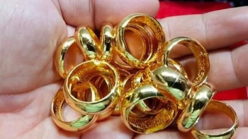 Giá vàng nhẫn lập kỷ lục mới theo đà tăng của thế giới