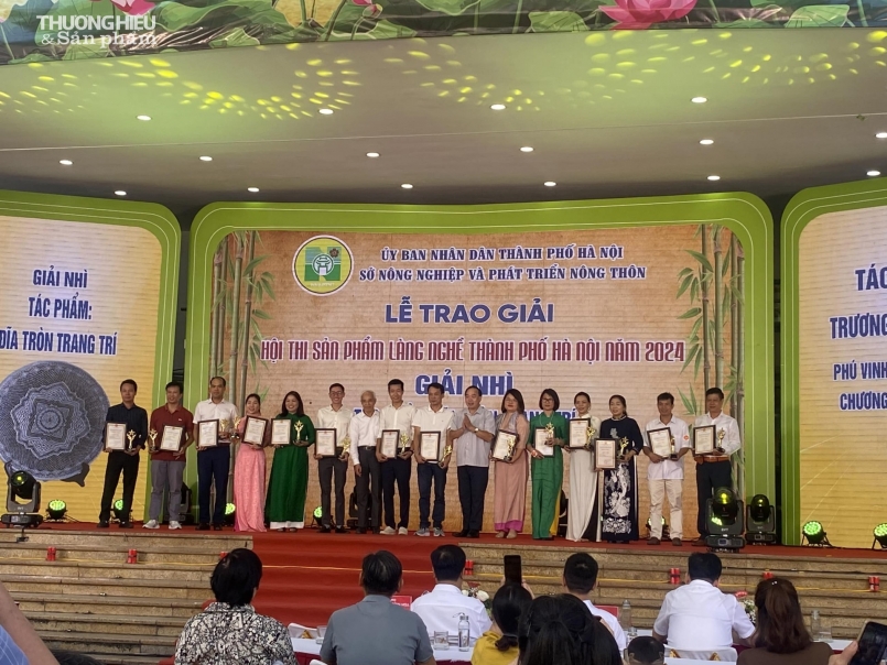 Hơn 100 gian hàng các sản phẩm nông nghiệp "quy tụ" tại Hội chợ Làng nghề lần thứ 20 năm 2024 Hơn 100 gian hàng các sản phẩm nông nghiệp "quy tụ" tại Hội chợ Làng nghề lần thứ 20 năm 2024