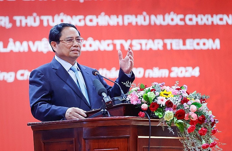 Thủ tướng thăm và làm việc tại Công ty Star Telecom (Unitel) - liên doanh của Viettel tại Lào - Ảnh: VGP/Nhật Bắc Thủ tướng thăm và làm việc tại Công ty Star Telecom (Unitel) - liên doanh của Viettel tại Lào - Ảnh: VGP/Nhật Bắc