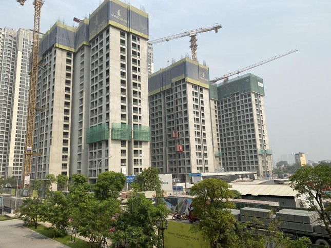 giá nhà tăng cao nên tín dụng bất động sản ở hạng mục này chưa tăng như kỳ vọng. 