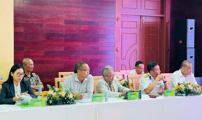 Các đại biểu tham dự hội thảo. Các đại biểu tham dự hội thảo.