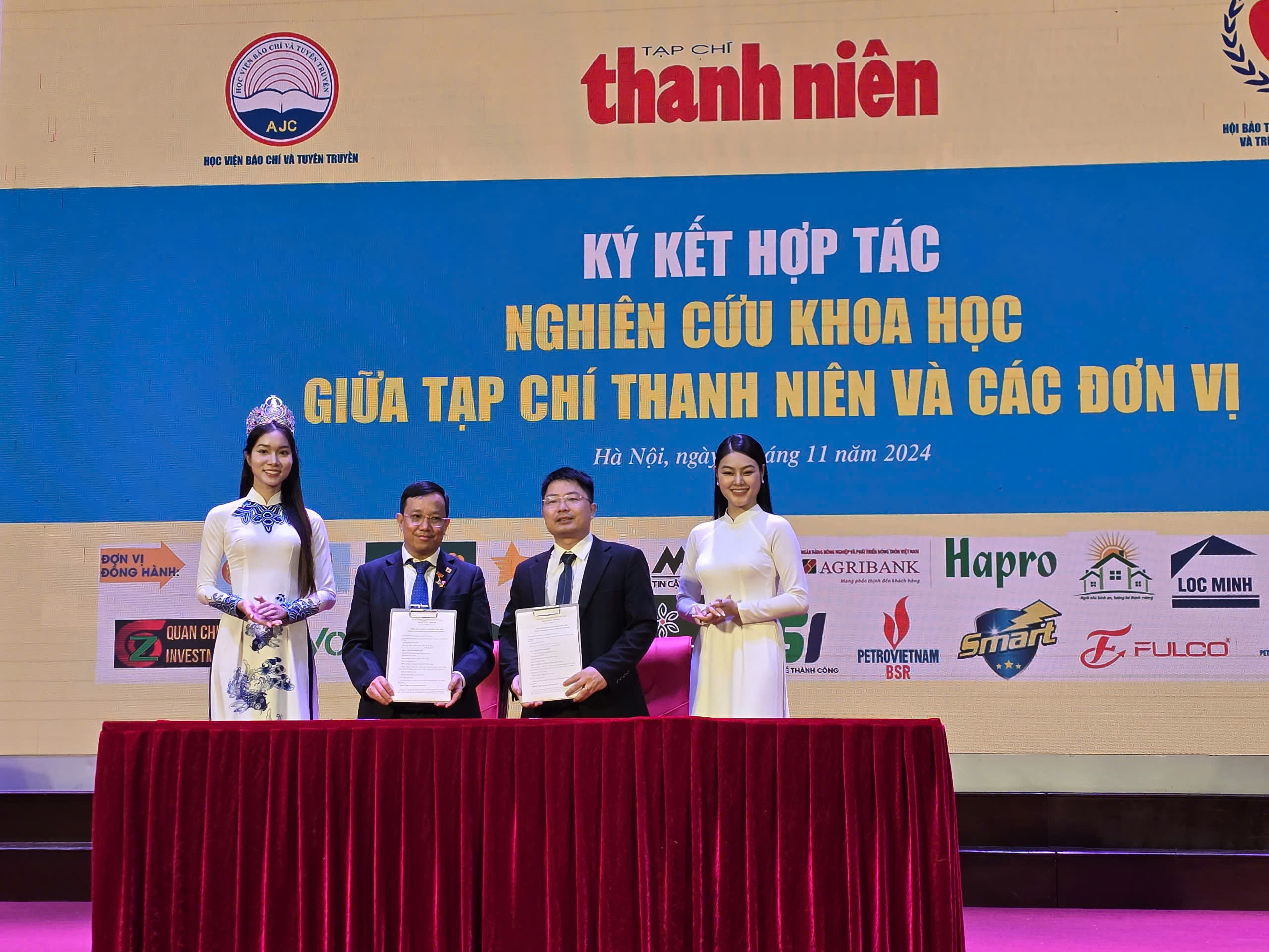 Lễ tổng kết, trao giải cuộc thi viết \'Vượt lên số phận\' lần VII- Ảnh 18.