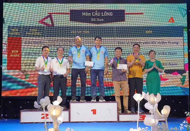 undefined Lễ trao giải Hội thao toàn Nhà xuất bản Giáo dục Việt Nam