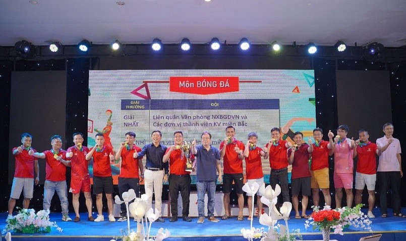 undefined Lễ trao giải Hội thao toàn Nhà xuất bản Giáo dục Việt Nam