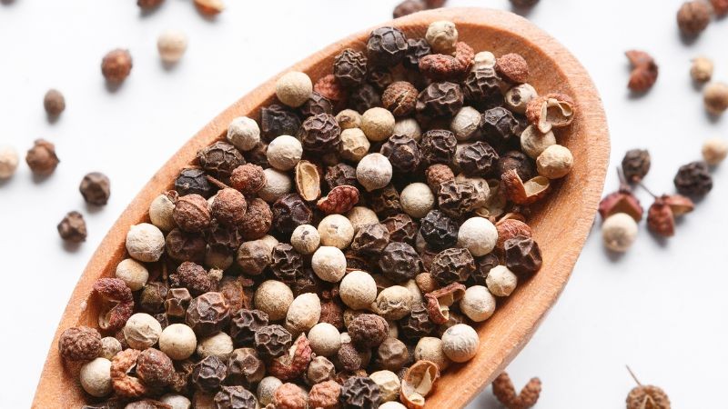 các doanh nghiệp xuất khẩu có thể hưởng lợi ngắn hạn