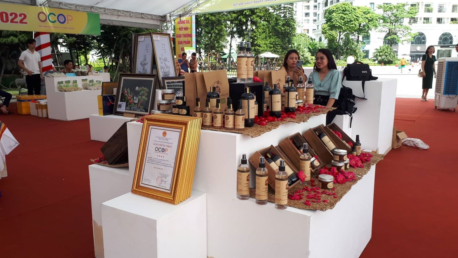 Nhiều hoạt động hấp dẫn tại Festival sản phẩm nông nghiệp và làng nghề Hà Nội lần thứ 3 Nhiều hoạt động hấp dẫn tại Festival sản phẩm nông nghiệp và làng nghề Hà Nội lần thứ 3