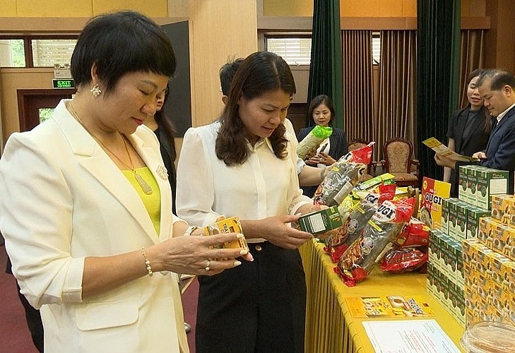 Một số sản phẩm của huyện Hoài Đức được đánh giá, phân hạng OCOP năm 2024. Một số sản phẩm của huyện Hoài Đức được đánh giá, phân hạng OCOP năm 2024.