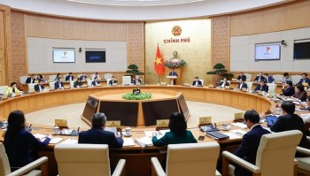 Thủ tướng: Tập trung ưu tiên sắp xếp tổ chức bộ máy tinh gọn