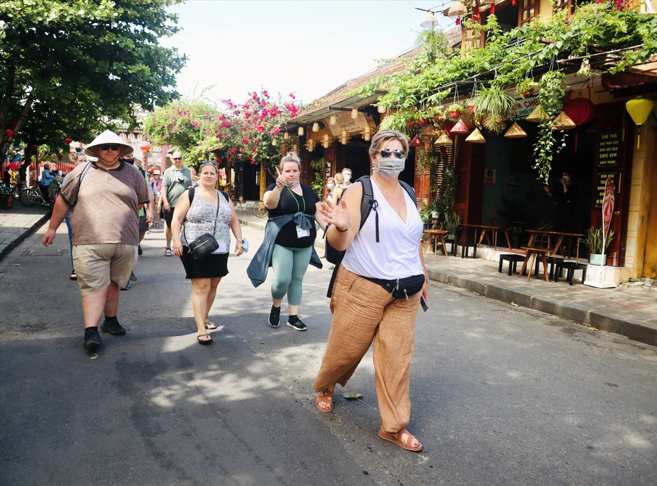 Ngành du lịch kỳ vọng đón 18 triệu lượt khách quốc tế năm 2025 Ngành du lịch kỳ vọng đón 18 triệu lượt khách quốc tế năm 2025