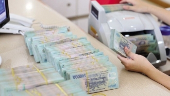 Vì sao nhiều ngân hàng tăng lãi suất tiết kiệm dịp Tết?