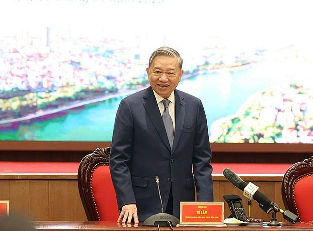 Tổng Bí thư Tô Lâm đề nghị Hà Nội gương mẫu đi đầu trong sắp xếp tổ chức bộ máy Tổng Bí thư Tô Lâm đề nghị Hà Nội gương mẫu đi đầu trong sắp xếp tổ chức bộ máy