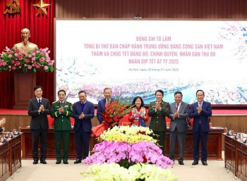 Tổng Bí thư Tô Lâm thăm, chúc Tết Đảng bộ, chính quyền và Nhân dân Thủ đô Hà Nội