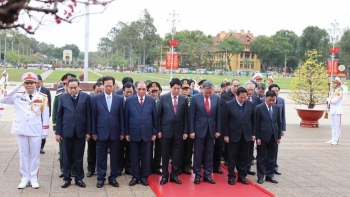 Lãnh đạo Đảng, Nhà nước vào Lăng viếng Chủ tịch Hồ Chí Minh nhân kỷ niệm 95 năm Ngày thành lập Đảng