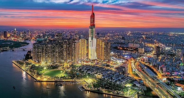 Kỷ nguyên vươn mình của dân tộc Việt Nam chính là kỷ nguyên phát triển giàu mạnh dưới sự lãnh đạo của Đảng Cộng sản Việt Nam nhằm xây dựng một nước Việt Nam xã hội chủ nghĩa, dân giàu, nước mạnh, xã hội dân chủ, công bằng, văn minh... Kỷ nguyên vươn mình của dân tộc Việt Nam chính là kỷ nguyên phát triển giàu mạnh dưới sự lãnh đạo của Đảng Cộng sản Việt Nam nhằm xây dựng một nước Việt Nam xã hội chủ nghĩa, dân giàu, nước mạnh, xã hội dân chủ, công bằng, văn minh...