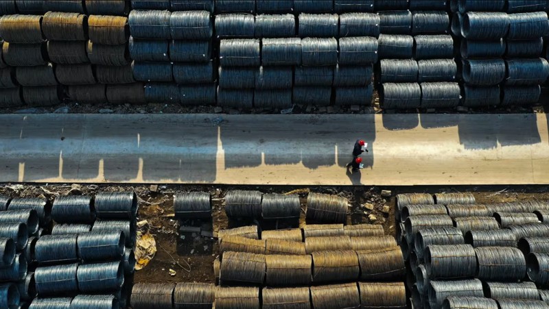 Tổng thống Donald Trump sẽ áp thuế 25% với thép, nhôm tất cả các nước. Getty Images