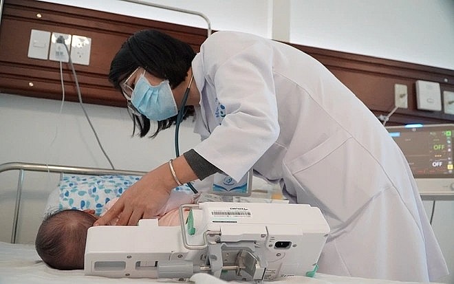 Nếu trẻ có dấu hiệu biến chứng,