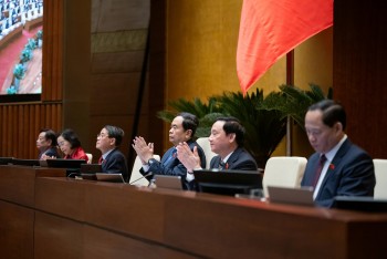 Giữ nguyên mô hình chính quyền địa phương gồm HĐND và UBND