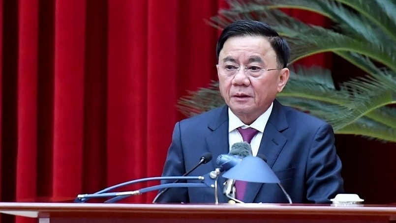 Bộ Chính trị yêu cầu nghiên cứu bỏ cấp huyện, sáp nhập một số đơn vị hành chính cấp tỉnh Bộ Chính trị yêu cầu nghiên cứu bỏ cấp huyện, sáp nhập một số đơn vị hành chính cấp tỉnh