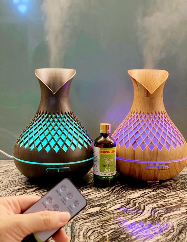 Thời tiết nồm ẩm kéo dài, đèn xông tinh dầu bỗng chốc trở nên đắt hàng Thời tiết nồm ẩm kéo dài, đèn xông tinh dầu bỗng chốc trở nên đắt hàng