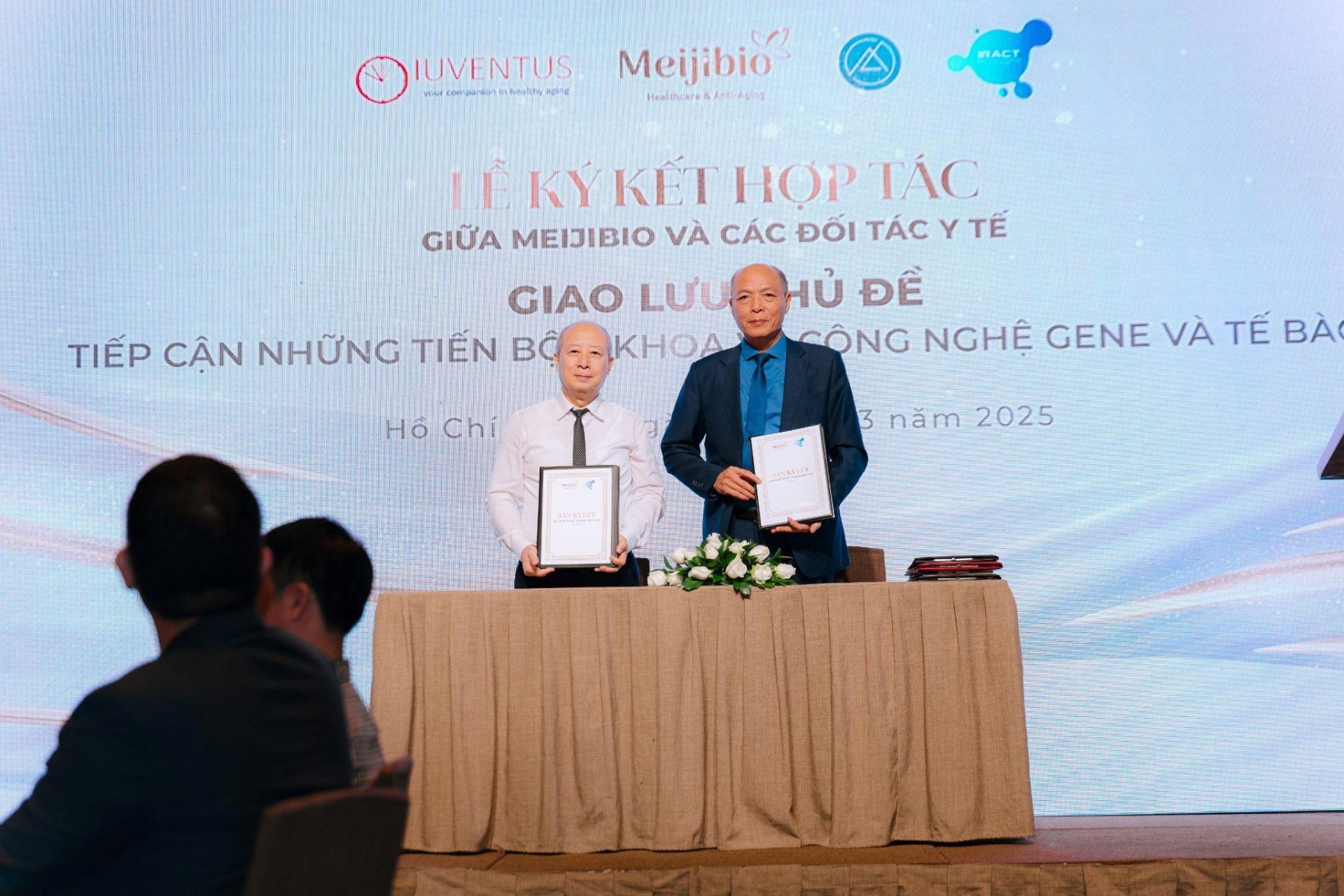 Meijibio Việt Nam và chuỗi sự kiện tiếp cận những tiến bộ y khoa về công nghệ Gen và Tế bào Meijibio Việt Nam và chuỗi sự kiện tiếp cận những tiến bộ y khoa về công nghệ Gen và Tế bào