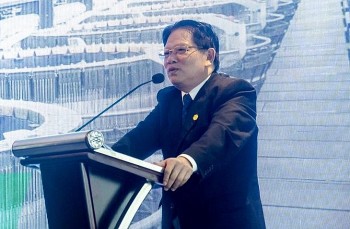 Hóa chất Đức Giang thay CEO, hết cảnh "cha chủ tịch, con tổng giám đốc"