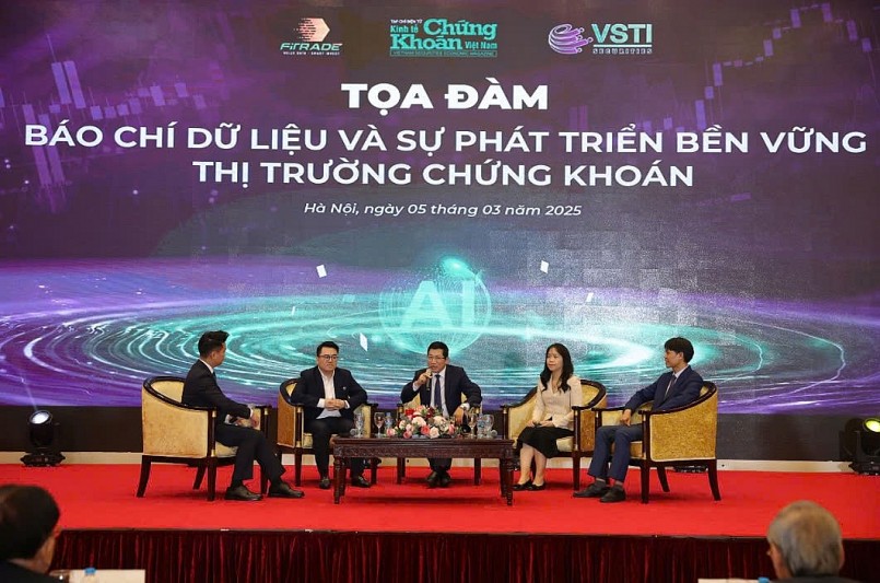 Báo chí góp phần phát triển bền vững thị trường chứng khoán
