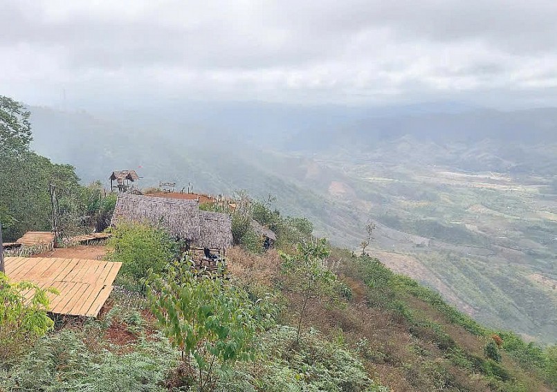 Kon Tum: Xử lý vi phạm điểm du lịch săn mây xây dựng trái phép