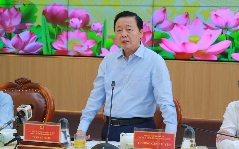 Phó Thủ tướng Trần Hồng Hà phát biểu chỉ đạo tại Hội nghị - Ảnh: VGP