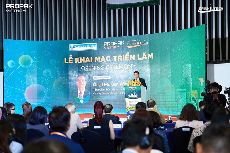 Chiêm ngưỡng những hiện vật của nền văn hóa Óc Eo