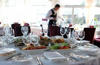 Thị trường F&B 2025 sẽ chứng kiến sự bùng nổ của các trào lưu ẩm thực mới