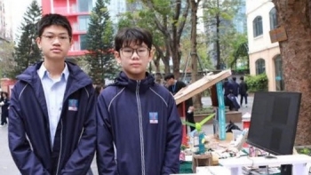 Thương hiệu Nguyễn Siêu và sản phẩm STEAM ứng dụng AI để phân loại rác