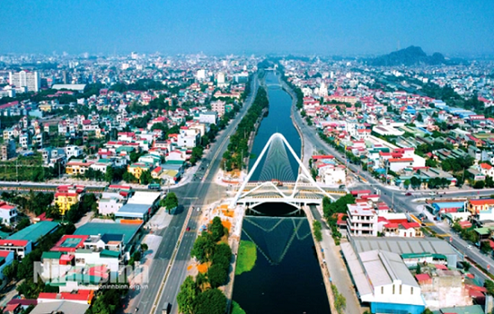 Công nhận thành phố Hoa Lư hoàn thành nhiệm vụ xây dựng nông thôn mới