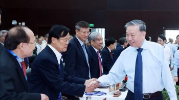 Tổng Bí thư Tô Lâm gặp mặt cán bộ lão thành cách mạng, người có công tiêu biểu