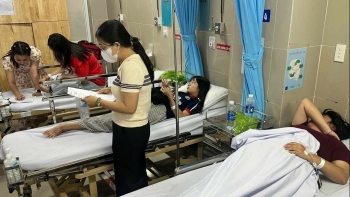 37 người nhập viện sau khi ăn bánh mì, Cục An toàn thực phẩm vào cuộc