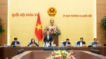 Ưu tiên trình Quốc hội xem xét, quyết định các nội dung phục vụ công tác sắp xếp tổ chức bộ máy