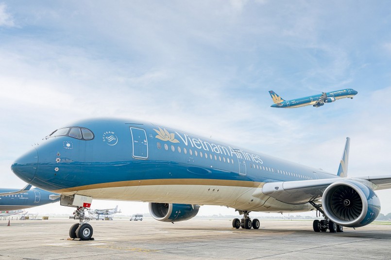 Giá vé máy bay tăng cao, Vietnam Airlines báo lãi kỷ lục gần 8.000 tỷ đồng Giá vé máy bay tăng cao, Vietnam Airlines báo lãi kỷ lục gần 8.000 tỷ đồng