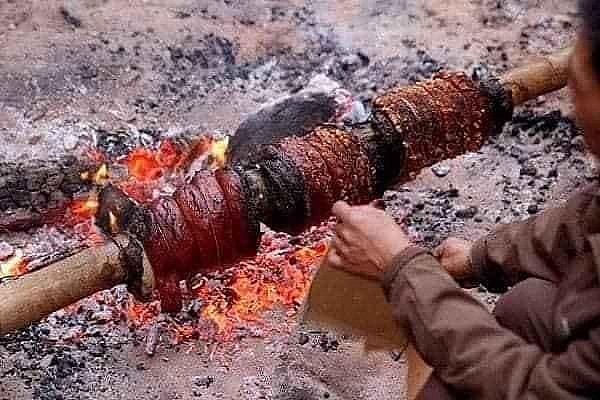 Ẩm thực làng cổ Đường Lâm hấp dẫn du khách thập phương Ẩm thực làng cổ Đường Lâm hấp dẫn du khách thập phương