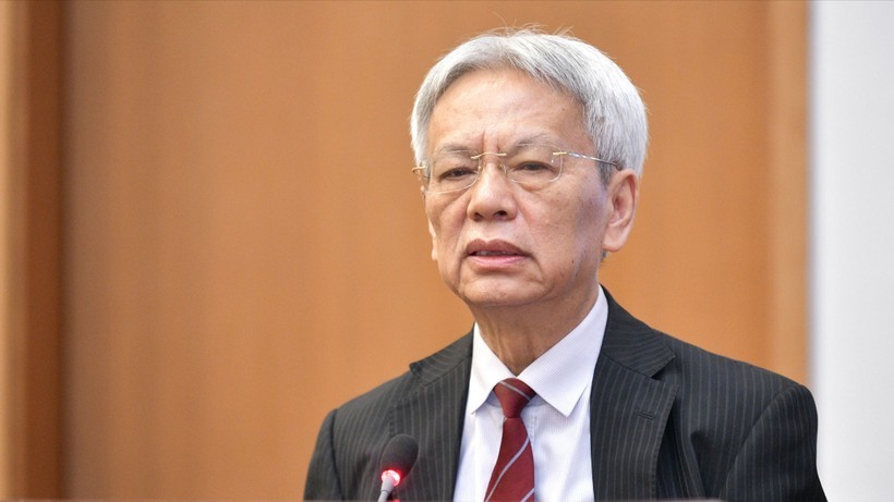 TS. Nguyễn Sĩ Dũng.