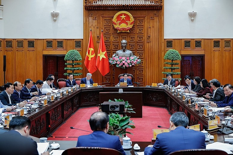 Thủ tướng một lần nữa khẳng định, đây cũng là sức ép để đổi mới, là cơ hội để doanh nghiệp và đất nước ta vươn mình, bứt phá và vươn lên - Ảnh: VGP Thủ tướng một lần nữa khẳng định, đây cũng là sức ép để đổi mới, là cơ hội để doanh nghiệp và đất nước ta vươn mình, bứt phá và vươn lên - Ảnh: VGP