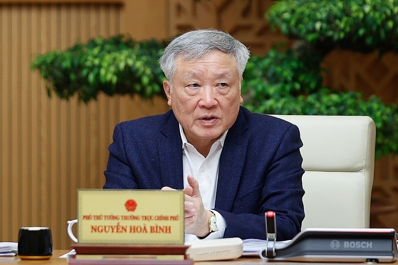 Phó Thủ tướng Thường trực Chính phủ Nguyễn Hòa Bình phát biểu tại phiên họp - Ảnh: VGP/Nhật Bắc Phó Thủ tướng Thường trực Chính phủ Nguyễn Hòa Bình phát biểu tại phiên họp - Ảnh: VGP/Nhật Bắc